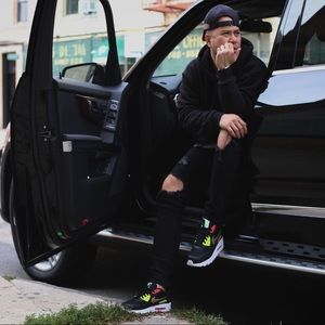 Meet your Posher, Henry